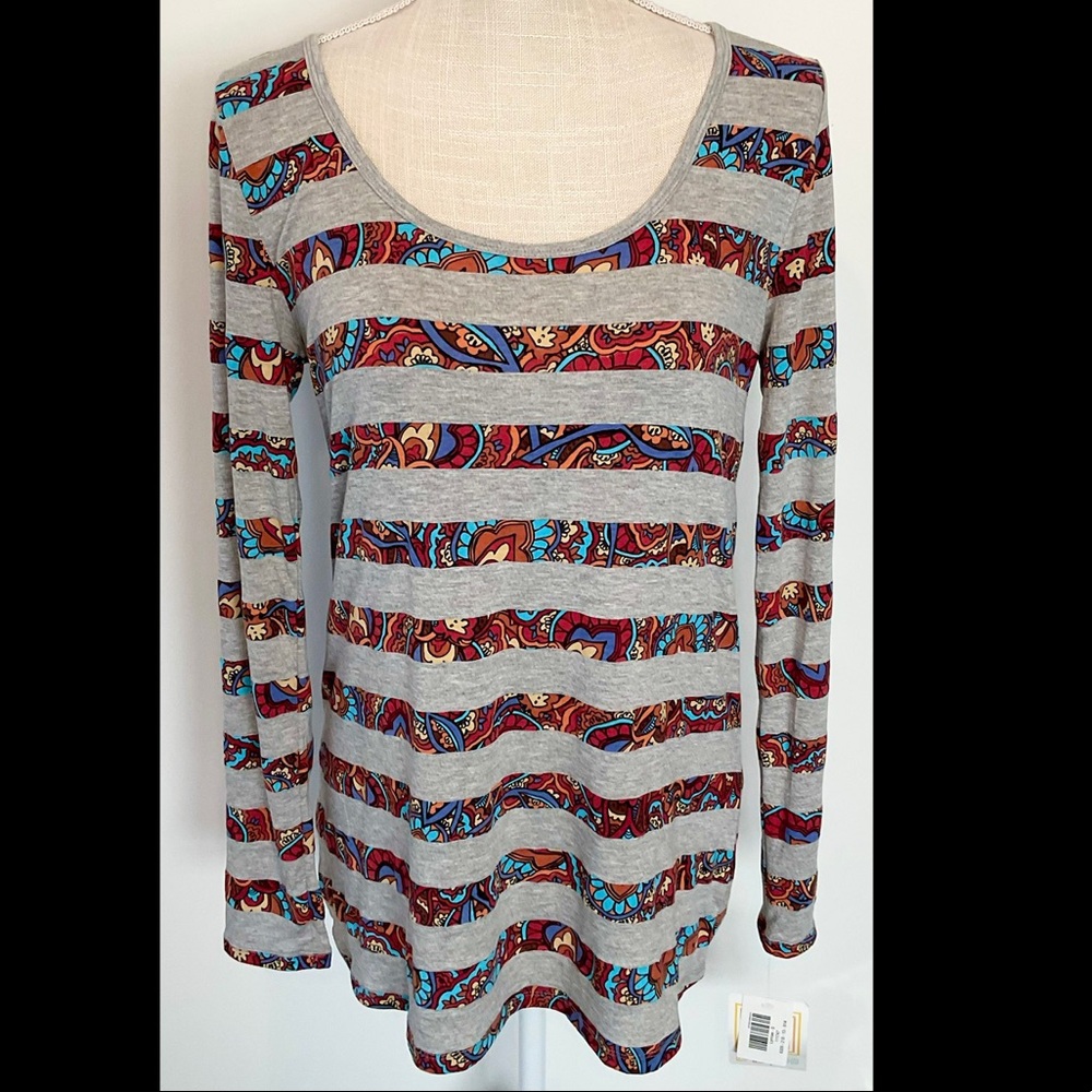 Lularoe Lynnae Top - NWT